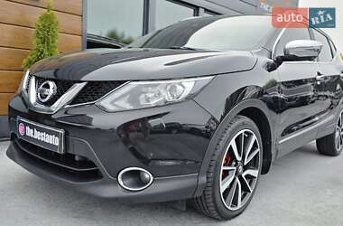 Внедорожник / Кроссовер Nissan Qashqai 2014 в Ровно