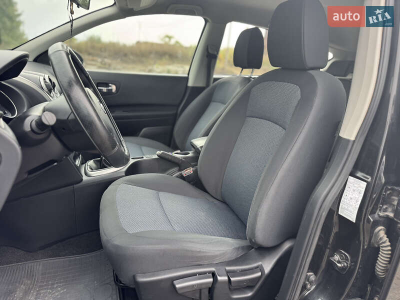 Внедорожник / Кроссовер Nissan Qashqai 2013 в Ровно