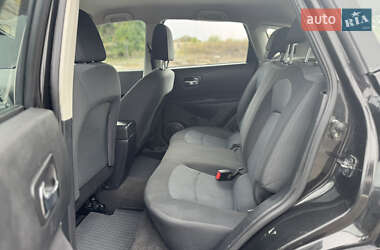Внедорожник / Кроссовер Nissan Qashqai 2013 в 
