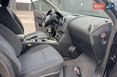 Внедорожник / Кроссовер Nissan Qashqai 2013 в 