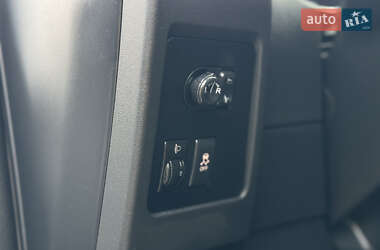 Внедорожник / Кроссовер Nissan Qashqai 2012 в 