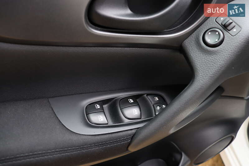 Внедорожник / Кроссовер Nissan Qashqai 2018 в Львове