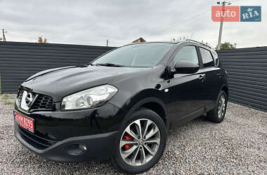Внедорожник / Кроссовер Nissan Qashqai 2011 в 