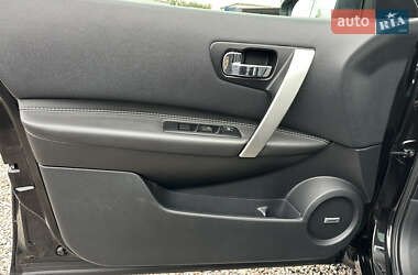 Внедорожник / Кроссовер Nissan Qashqai 2011 в 