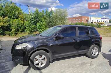 Позашляховик / Кросовер Nissan Qashqai 2010 в Києві