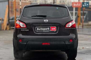 Внедорожник / Кроссовер Nissan Qashqai 2011 в 