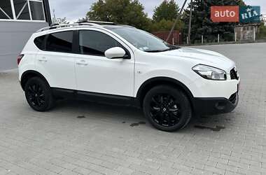 Внедорожник / Кроссовер Nissan Qashqai 2013 в 