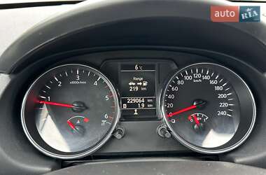 Внедорожник / Кроссовер Nissan Qashqai 2013 в 
