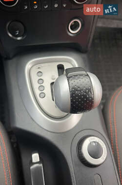 Внедорожник / Кроссовер Nissan Qashqai 2007 в 