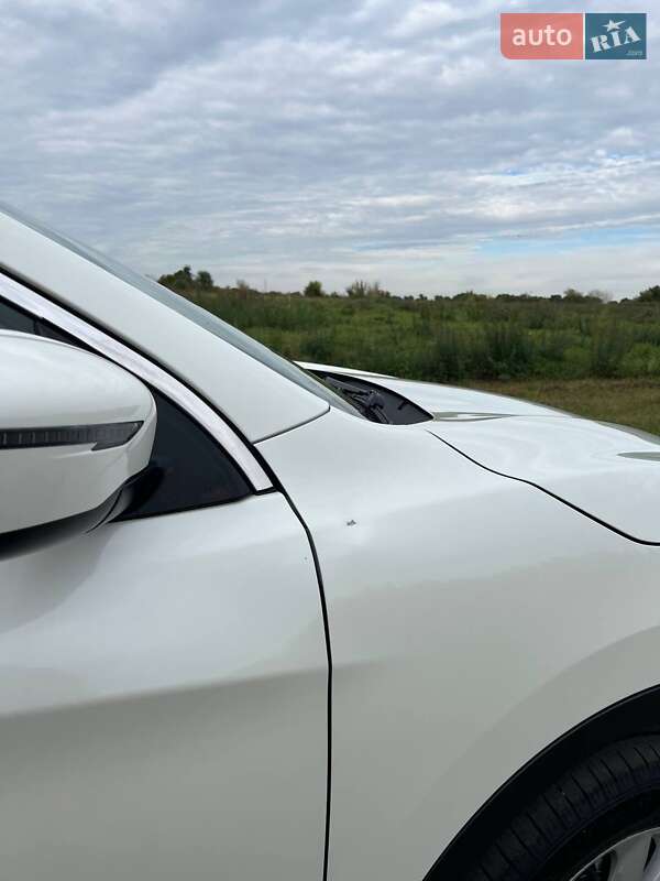 Внедорожник / Кроссовер Nissan Qashqai 2017 в Згуровке