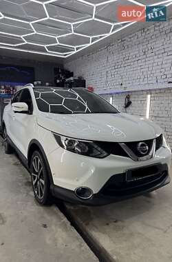 Внедорожник / Кроссовер Nissan Qashqai 2015 в Львове