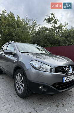 Внедорожник / Кроссовер Nissan Qashqai 2012 в Львове