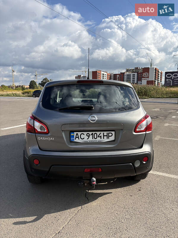 Внедорожник / Кроссовер Nissan Qashqai 2011 в Луцке