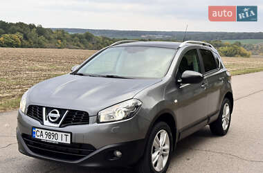 Позашляховик / Кросовер Nissan Qashqai 2011 в Умані