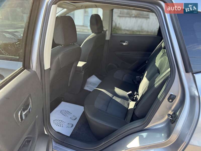 Внедорожник / Кроссовер Nissan Qashqai 2011 в Сумах