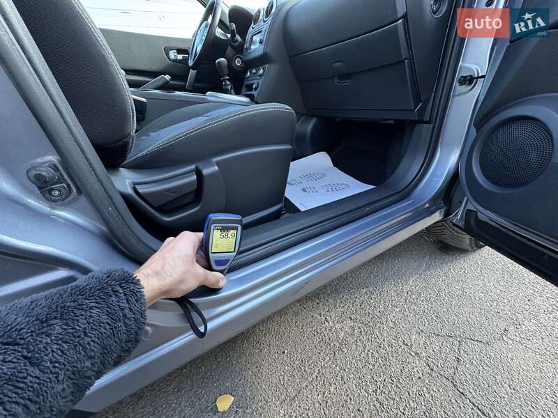 Внедорожник / Кроссовер Nissan Qashqai 2011 в Сумах