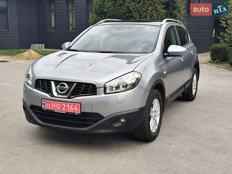 Внедорожник / Кроссовер Nissan Qashqai 2012 в Звягеле