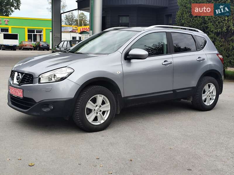 Внедорожник / Кроссовер Nissan Qashqai 2012 в Звягеле