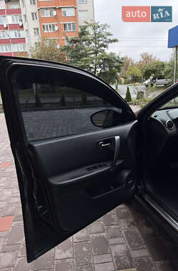 Внедорожник / Кроссовер Nissan Qashqai 2008 в 