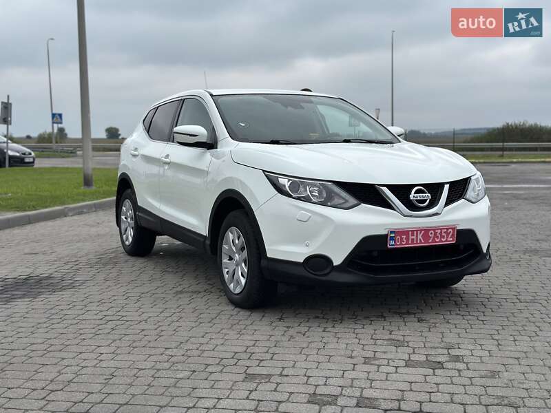 Внедорожник / Кроссовер Nissan Qashqai 2015 в Бродах