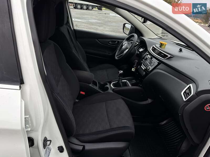 Внедорожник / Кроссовер Nissan Qashqai 2015 в Бродах