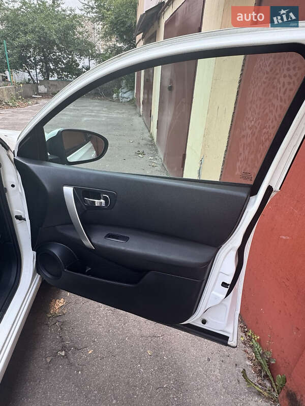 Внедорожник / Кроссовер Nissan Qashqai 2013 в Львове