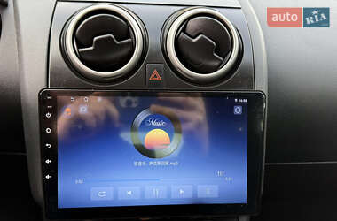 Внедорожник / Кроссовер Nissan Qashqai 2011 в 