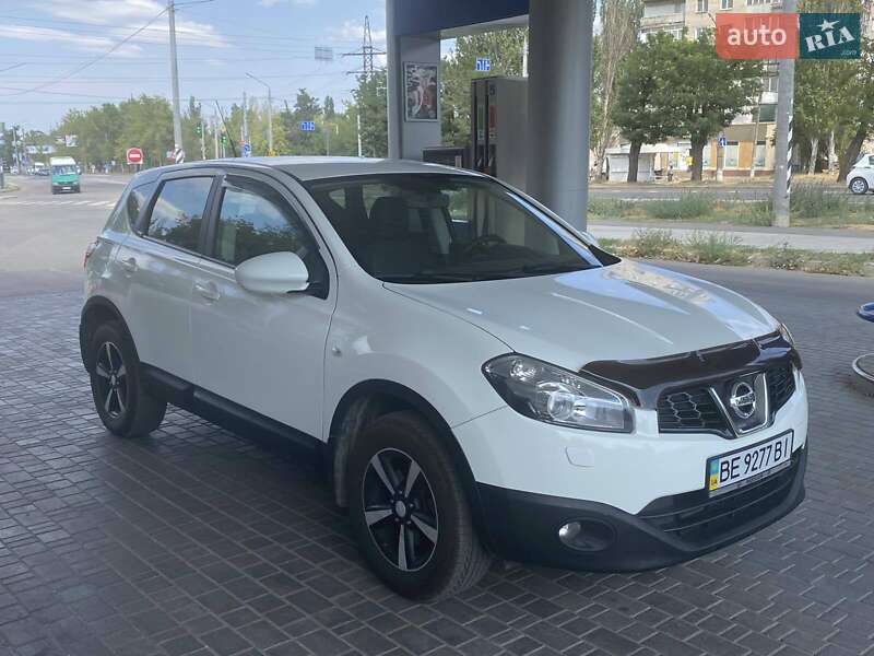 Позашляховик / Кросовер Nissan Qashqai 2011 в Миколаєві
