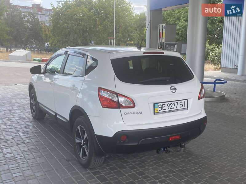 Позашляховик / Кросовер Nissan Qashqai 2011 в Миколаєві