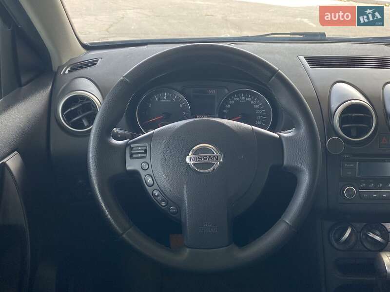 Позашляховик / Кросовер Nissan Qashqai 2011 в Миколаєві
