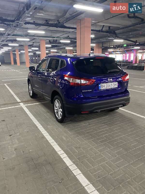 Внедорожник / Кроссовер Nissan Qashqai 2016 в Киеве