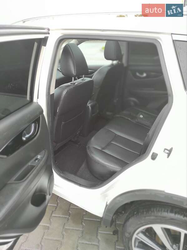 Позашляховик / Кросовер Nissan Qashqai 2015 в Вінниці