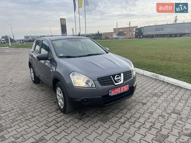 Внедорожник / Кроссовер Nissan Qashqai 2009 в Сарнах