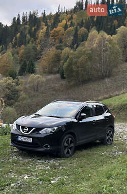 Позашляховик / Кросовер Nissan Qashqai 2015 в Львові