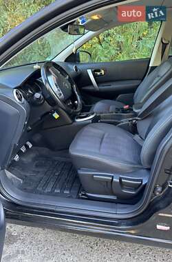 Внедорожник / Кроссовер Nissan Qashqai 2011 в 