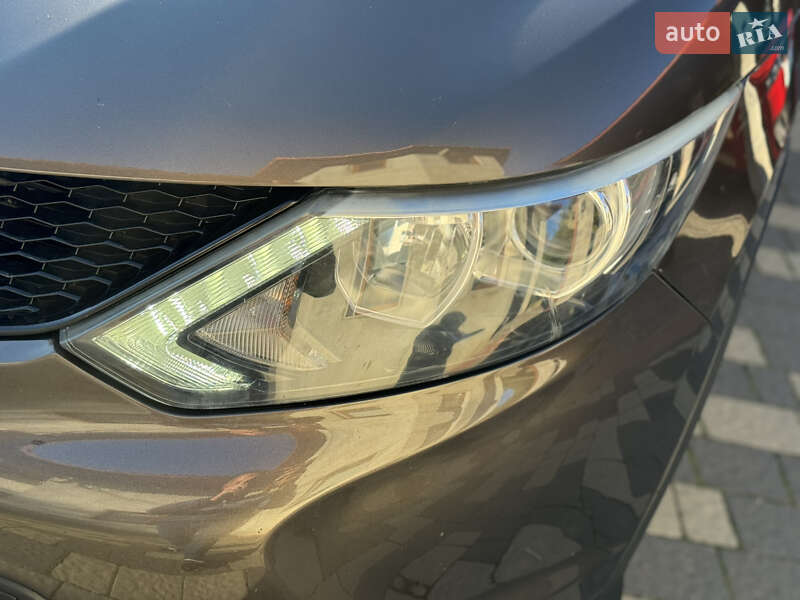 Внедорожник / Кроссовер Nissan Qashqai 2017 в Мукачево