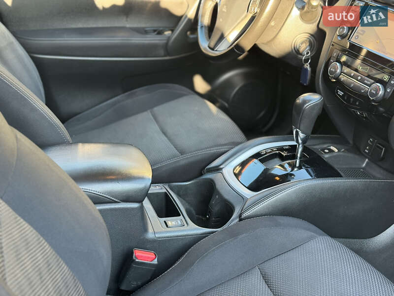 Внедорожник / Кроссовер Nissan Qashqai 2017 в Мукачево