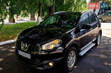 Внедорожник / Кроссовер Nissan Qashqai 2010 в Харькове