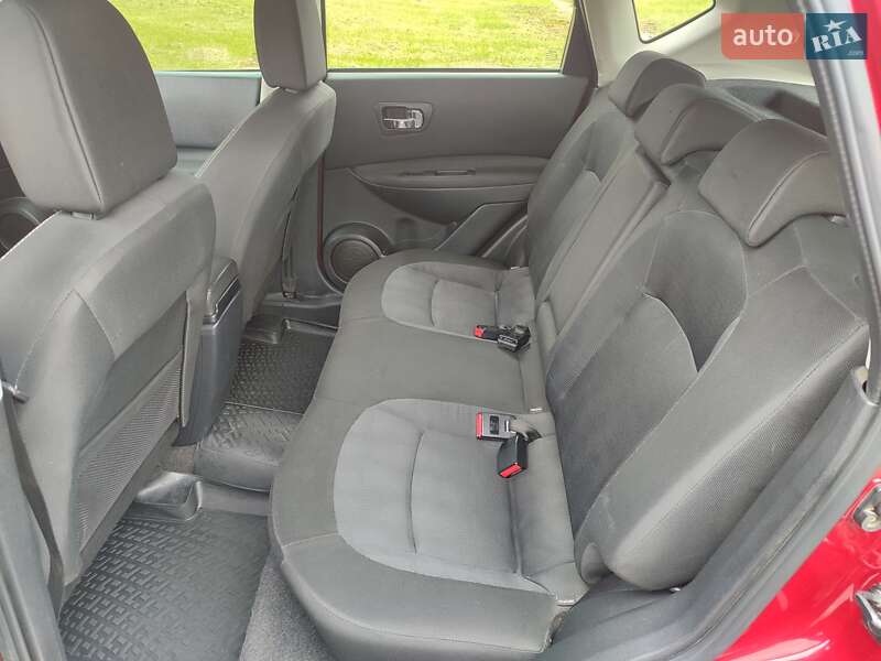 Внедорожник / Кроссовер Nissan Qashqai 2010 в Каменец-Подольском