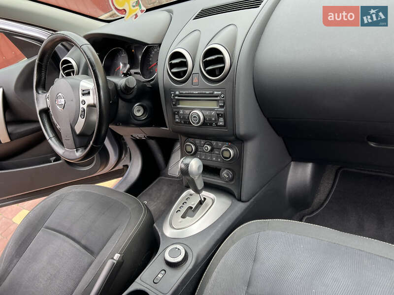 Внедорожник / Кроссовер Nissan Qashqai 2010 в Тернополе