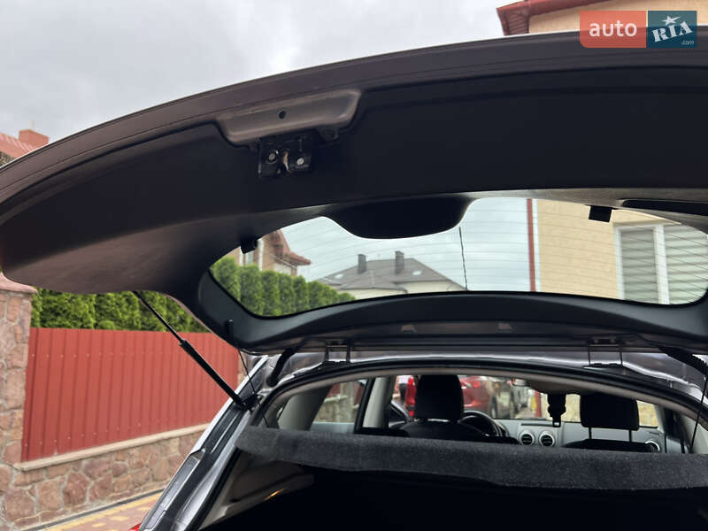 Внедорожник / Кроссовер Nissan Qashqai 2010 в Тернополе