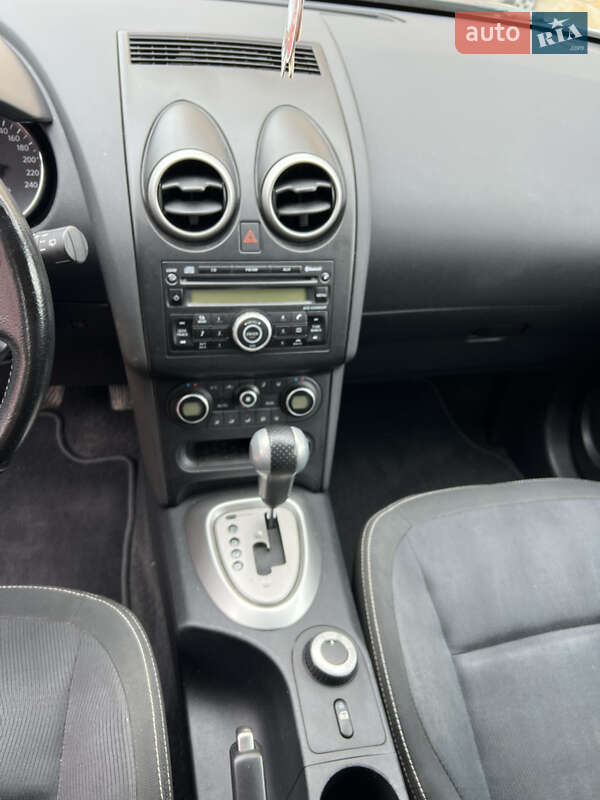 Внедорожник / Кроссовер Nissan Qashqai 2010 в Тернополе