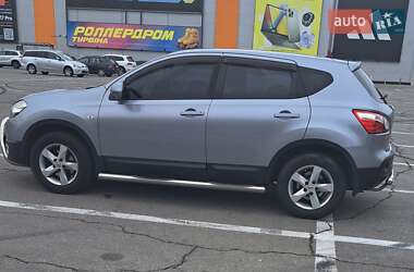 Внедорожник / Кроссовер Nissan Qashqai 2012 в 