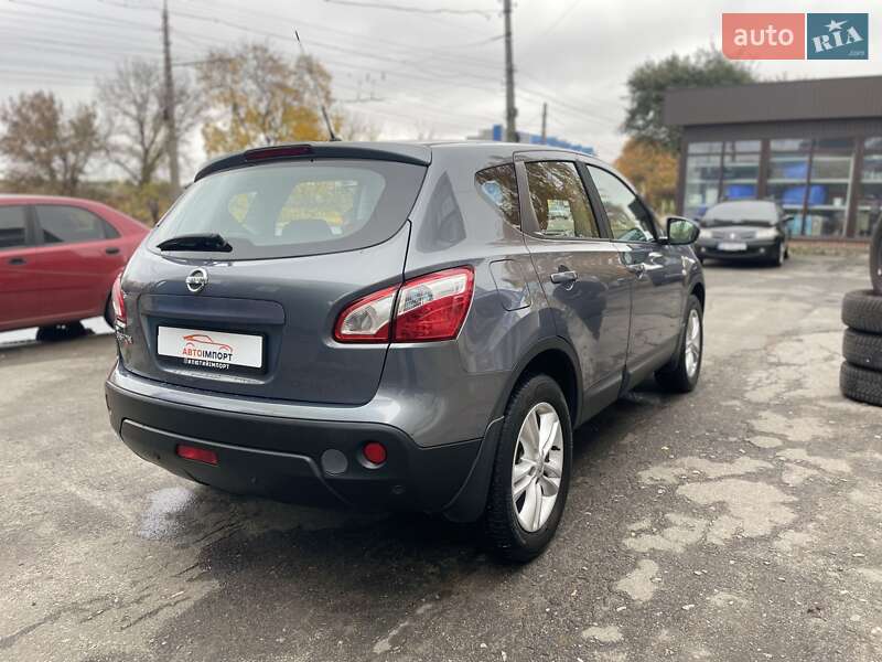 Внедорожник / Кроссовер Nissan Qashqai 2010 в Сумах