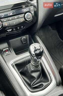 Внедорожник / Кроссовер Nissan Qashqai 2014 в 