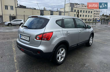Внедорожник / Кроссовер Nissan Qashqai 2008 в 