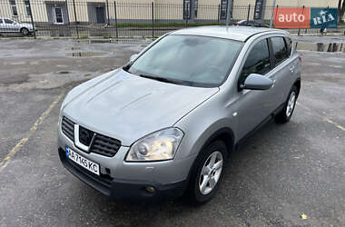 Внедорожник / Кроссовер Nissan Qashqai 2008 в 
