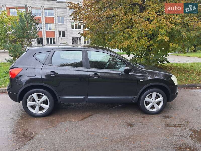 Позашляховик / Кросовер Nissan Qashqai 2008 в Львові