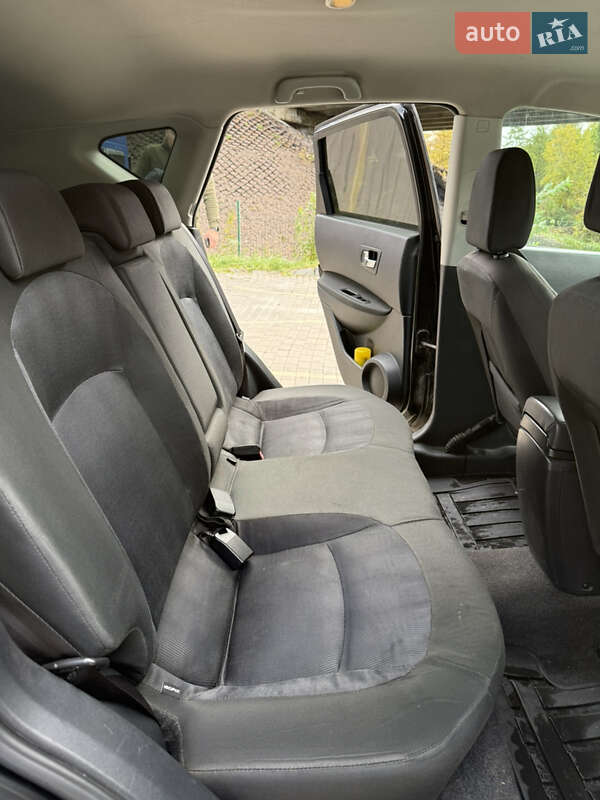 Внедорожник / Кроссовер Nissan Qashqai 2010 в Ровно