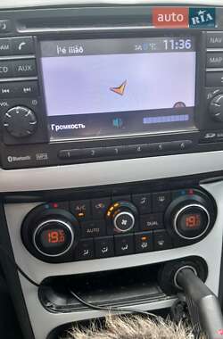 Позашляховик / Кросовер Nissan Qashqai 2012 в 